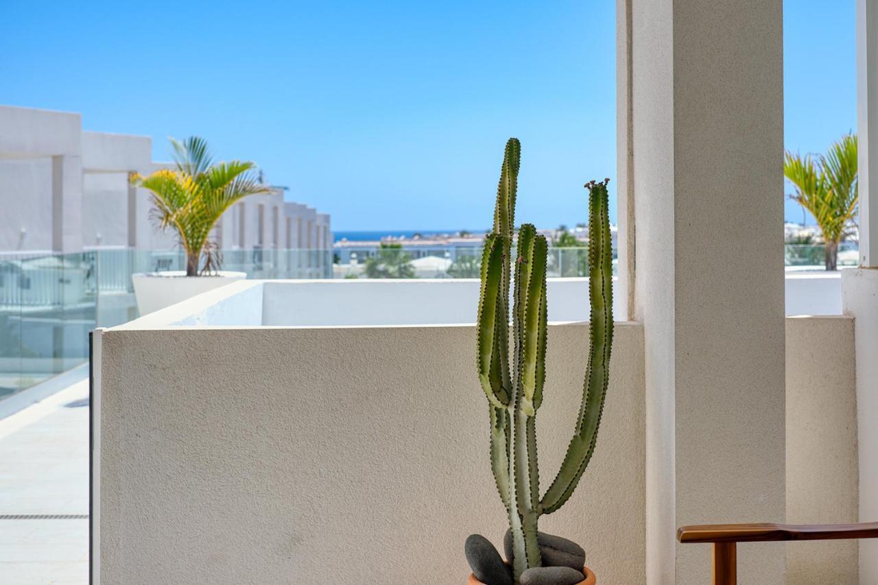 The Ocean View Senator Modern Apartment Costa Teguise Exterior photo